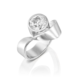 Diamond Mobius Ring