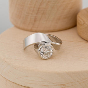 Diamond Mobius Ring